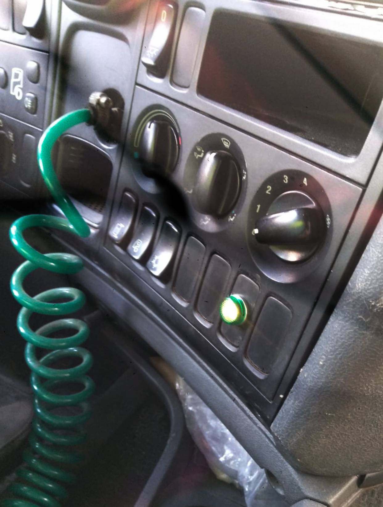 Kabin içi ikaz lambası